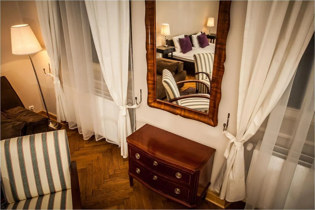 Golebia 8 Residence Krakow 3*,